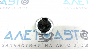 Эмблема капота Mercedes C-class W205 15-21 черная