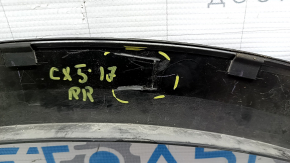 Накладка арки крыла задняя правая Mazda CX-5 17-21 структура, сломаны крепления, царапины