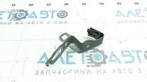 Кронштейн переднего бампера левый Mercedes C-class W205 15-18