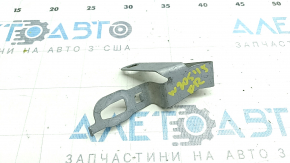 Кронштейн переднего бампера правый Mercedes C-class W205 15-18