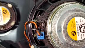 Динамик задней стойки с пищалкой правый BMW X5 G05 19-26 с кронштейном, Harman Kardon