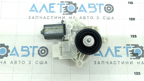 Мотор стеклоподъемника задний левый BMW X5 G05 19-20