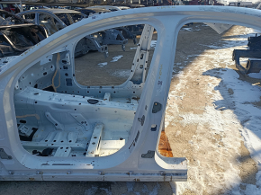 Стойка кузова центральная левая Mercedes C-class W205 15-18 на кузове