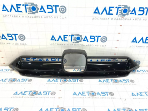 Молдинг решетки радиатора grill центральный Honda CRV 20-22