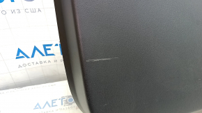 Обшивка двери багажника нижняя Mazda CX-5 17-24 черная, царапина, с подсветкой, с накладкой