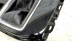 Накладка шифтера АКПП Mazda CX-5 17-24 царапины