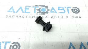 Отбойник капота правый Jeep Compass 17-26 тип 2