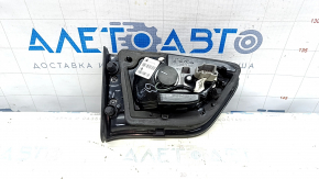 Фонарь внутренний крышка багажника правый Jeep Compass 17-21 LED