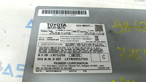 Головное устройство Toyota Sienna 11-14 царапины, полез хром