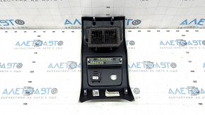 Decorație consola centrală spate Ford Edge 15-24 neagră, cu deflector de conducte de aer și brichetă, zgârieturi