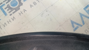 Накладка арки крыла задняя левая Ford Escape MK4 20-26 структура, царапины, надлом крепления