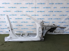 Четверть передняя правая Audi A6 C7 12-15 отпилена, белая, примят порог