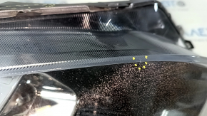 Фара передняя правая в сборе Ford Escape MK4 20-22 LED, царапины, трещина, полез лак