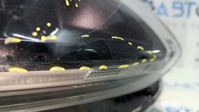 Фара передняя правая в сборе Ford Escape MK4 20-22 LED, царапины, трещина, полез лак