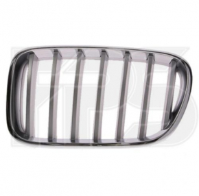 Решетка радиатора grill левая BMW X3 F25 11-14 дорест ноздря