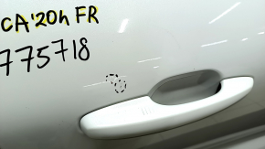 Дверь в сборе передняя правая Ford Escape MK4 20-26 keyless, белый AZ, тычки, царапины на молдинге