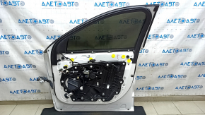 Дверь в сборе передняя правая Ford Escape MK4 20-26 keyless, белый AZ, тычки, царапины на молдинге