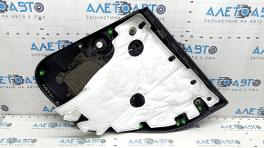 Garnitura portiera spate stanga Tesla Model Y 20-25 piele neagra, tip 1, cu iluminare din spate, captuseala mata, cu difuzor, cu insertie din piele intoarsa, cu control ridicare geam, cu buton de desc