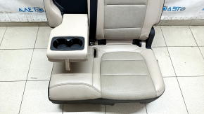 Задний ряд сидений 2 ряд левый Ford Escape MK4 20-22 без airbag, кожа, бежевая с черным, перфорация, с подлокотником и ремнем, царапины, трещина накладки, под чистку