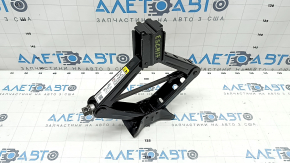 Cric Ford Escape MK3 13-19 tip 1