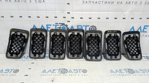 Решетка радиатора grill Jeep Cherokee KL 19-23 рест, хром, комплект 7шт, песок, сколы