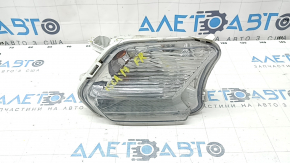 Поворотник правый Ford Escape MK3 17-19 рест, белый с птф, песок, сломано крепление