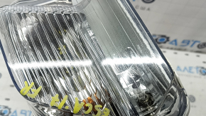 Поворотник правый Ford Escape MK3 17-19 рест, белый с птф, песок, сломано крепление
