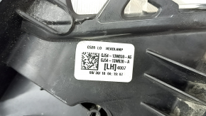 Фара передняя левая Ford Escape MK3 17-19 рест галоген светлая, царапины