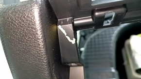 Торпедо передняя панель с AIRBAG Jeep Cherokee KL 14-23 черная, царапина, сломано крепление, надрыв уплотнителя