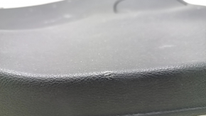 Обшивка двери багажника Jeep Cherokee KL 19-22 черная, структура, потерта, царапины
