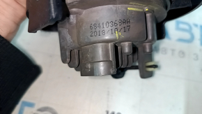 Противотуманная фара птф правая Jeep Cherokee KL 19 LED, царапина, песок