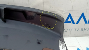 Накладка проема заднего багажника Tesla Model 3 18- черная, царапины, потертости, сломано крепление