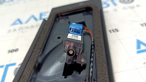Накладка центральной стойки наружняя правая Tesla Model 3 18- с камерой и блоком, надломана фишка
