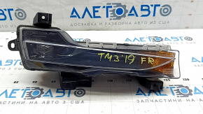 Противотуманная фара птф правая Tesla Model 3 18- с поворотником, с корректором, песок