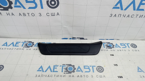 Накладка порога внешняя задняя левая Audi Q5 80A 18-23 черная, царапины