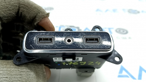 Usb Media Hub Jeep Grand Cherokee WK2 18-22 царапины