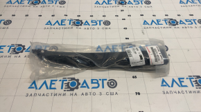 Крепление заднего бампера внешнее правое Lexus RX300 RX330 RX350 RX400h 04-09
