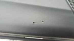 Garnitura portiera fata stanga Audi Q7 16-19 negru, jos piele neagra, cotiera piele maro, inserare Alcantara neagra, Bose, sub perdea cu maner si suprapunere neagra lucioasa, zgarieturi, zgarieturi