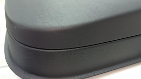 Garnitura portiera fata stanga Audi Q7 16-19 negru, jos piele neagra, cotiera piele maro, inserare Alcantara neagra, Bose, sub perdea cu maner si suprapunere neagra lucioasa, zgarieturi, zgarieturi