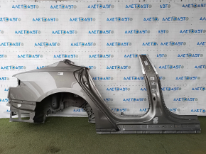 Aripa din spate dreapta a un sfert de Tesla Model S 12-20 pe caroserie, aluminiu, maro