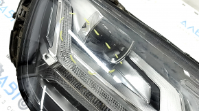 Фара передняя правая в сборе Audi Q7 16-19 LED, песок, потерта, полез лак