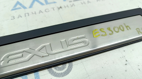 Накладка порога задняя правая внешняя Lexus ES300h ES350 13-18 хром, царапины