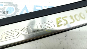 Накладка порога задняя левая внешняя Lexus ES300h ES350 13-18 хром, тычка, царапины