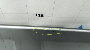 Buza bara fata centrala Audi Q7 16-19 argintiu, zgarieturi, zgarieturi, suport spart