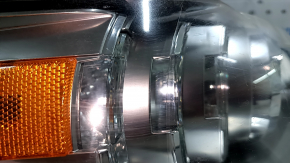 Фара передняя правая в сборе Lexus ES300h ES350 13-15 дорест ксенон + LED DRL, царапины, под полировку