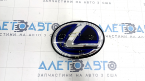 Эмблема решетки радиатора grill Lexus ES300h 13-18 голубая песок, царапина, обломаны крепления, трещина