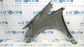 Крыло переднее правое Toyota Prius V 12-17 серебро 1F7, царапины, песок, примято