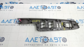 Накладка управления стеклоподъемником двери передней левой Toyota Prius V 12-17 серая, царапины