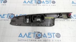 Накладка управления стеклоподъемником двери передней правой Toyota Prius V 12-17 серая, царапины