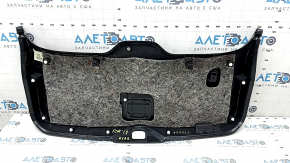 Обшивка двери багажника Subaru Forester 14-18 SJ черная, потерта, царапины